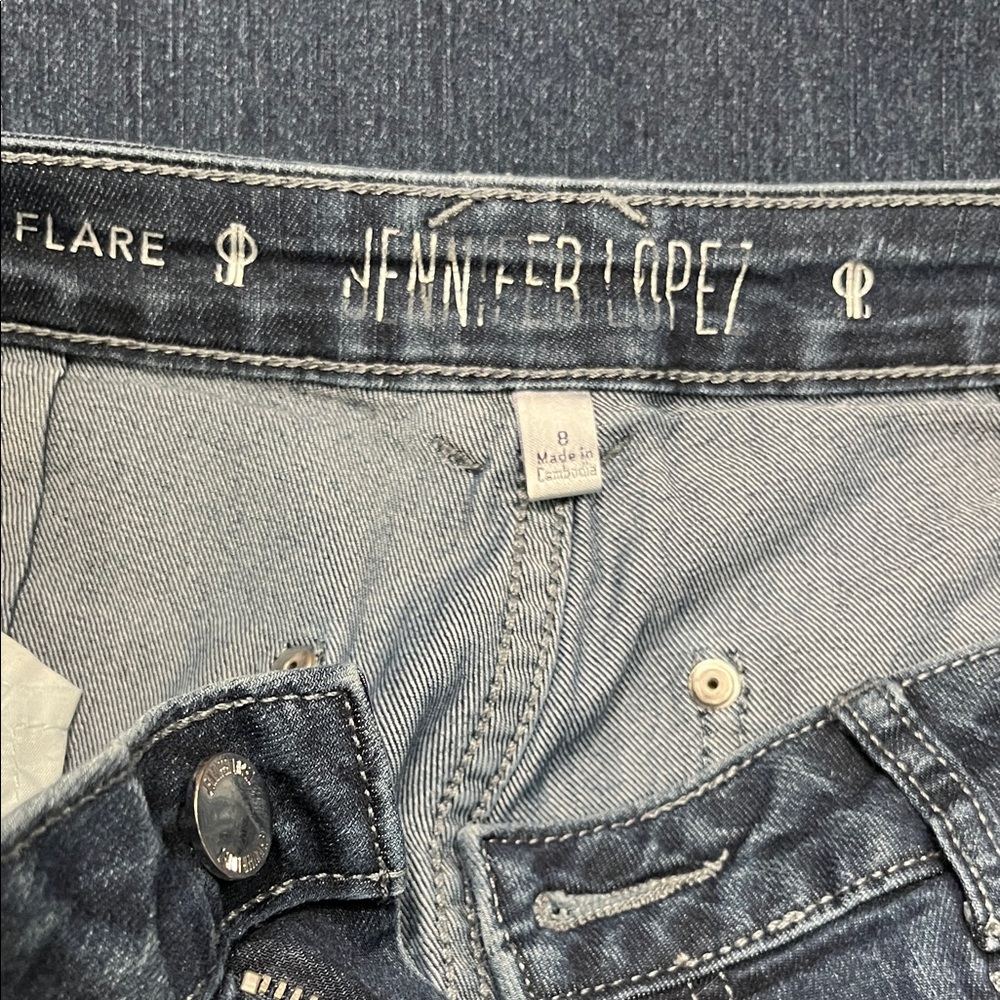 Jennifer Lopez Dark Blue Denim size 8. Inseam 32”. - Picture 8 of 9